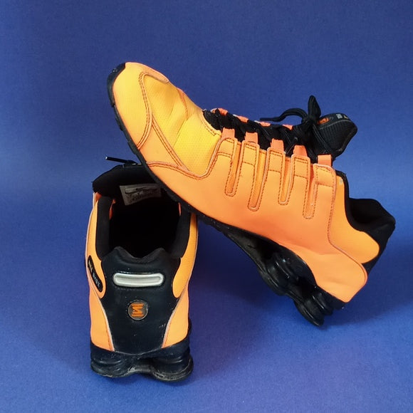 Nike Shox NZ Leather Running Shoes Sneakers Orange Crimson Black Men’s 378341-801