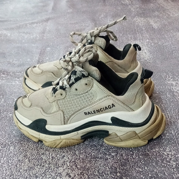 Balenciaga Beige and Black Sneakers TRIPLE S