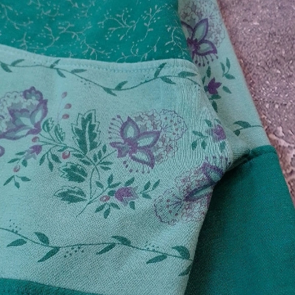 Vintage 90s LADY FOOTLOCKER Floral Teal Sweatshirt