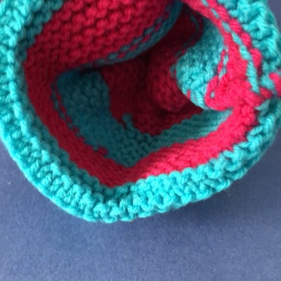 NWOT Vintage Hand-Knitted Made-in-Canada Teal & Red Beanie with Pom Pom