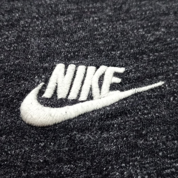 Nike Classic Essential T-Shirt