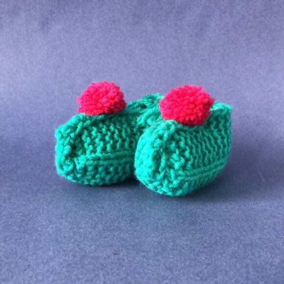 NWT Vintage Handmade Knitted Teal Pink Children’s Slipper Booties