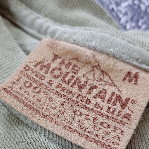 VINTAGE 2002 THE MOUNTAIN Green Bear Graphic T-Shirt TIE DYE