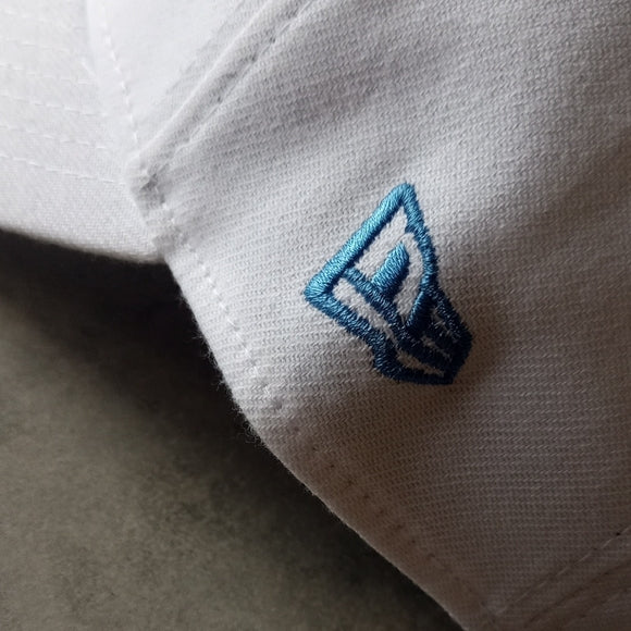 NWOT Tennessee Titans New Era Main 39THIRTY Flex Hat - white