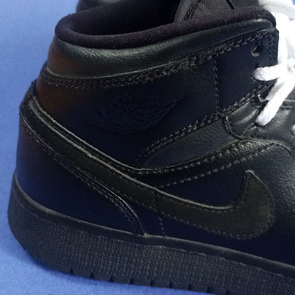 Jordan 1 Mid Deep Black Nubuck Swoosh (GS) 554725-090