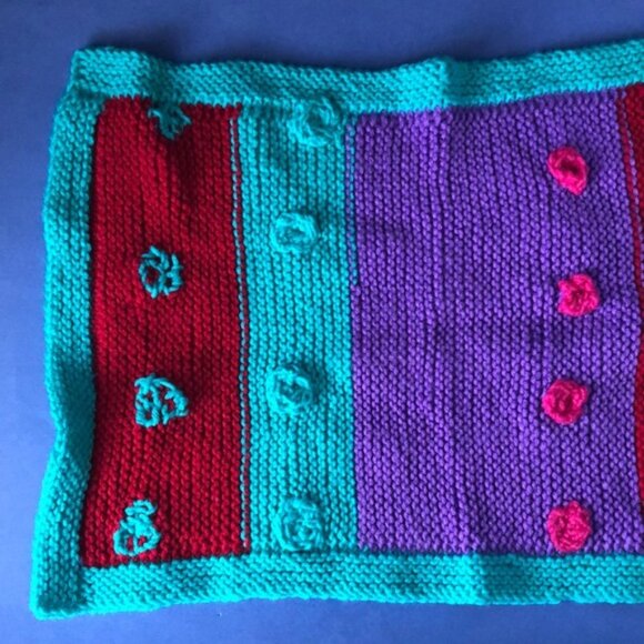 NWOT Vintage Hand-Knitted Made-in-Canada Colourful Baby Welcoming Mini Blanket