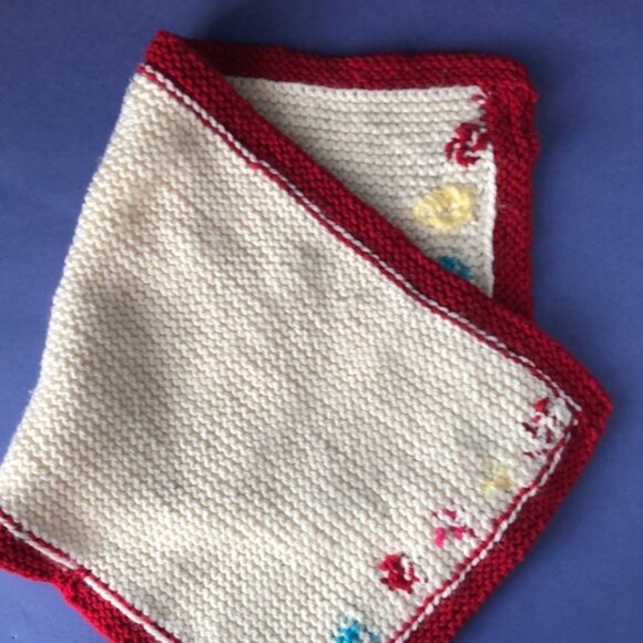 NWOT Vintage Hand-Knitted Made-in-Canada Colourful Baby Welcoming Mini Blanket