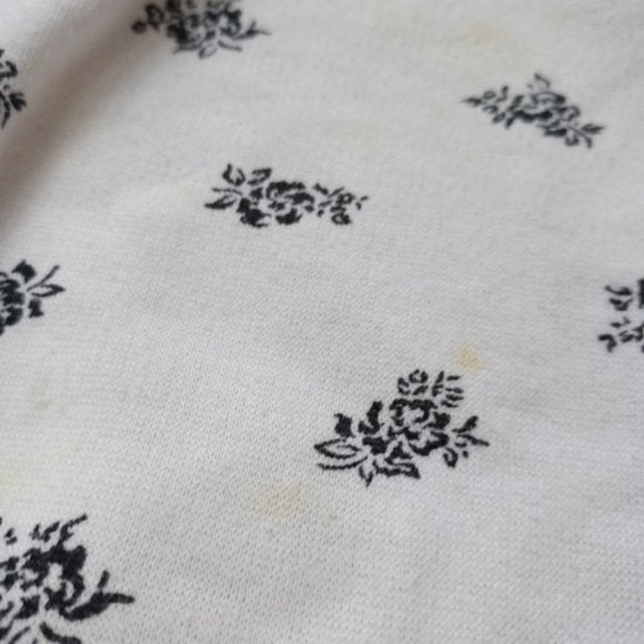 Vintage 90s Women’s Rose Patterned Button-Up Crewneck Sweater