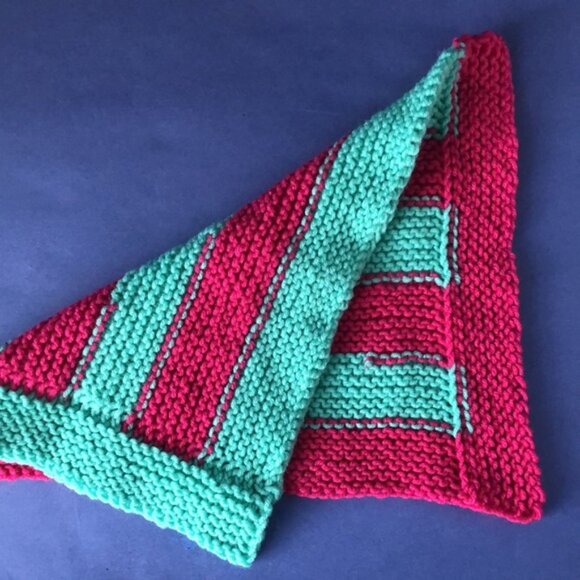 NWOT Vintage Hand-Knitted Made-in-Canada Colourful Baby Welcoming Mini Blanket