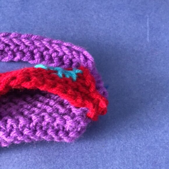 NWOT Vintage Hand-Knitted Made-in-Canada Colourful Purple Mini-Purse Bag