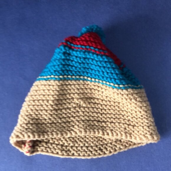 NWOT Vintage Hand-Knitted Made-in-Canada Blue & Cream Beanie with Pom Pom