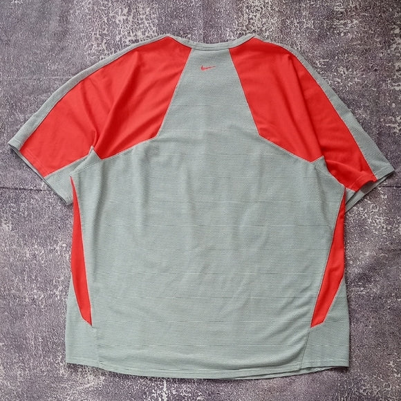 NIKE SPHERE DRY Men's Gray and Red Athletic Shirt ORANGE/GREY