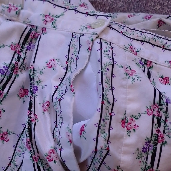 Vintage 90s T.LIPSON Floral Pleated White Skirt