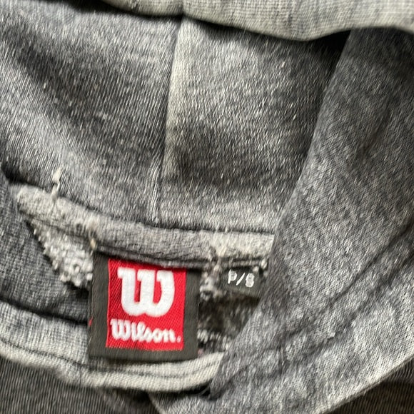 Vintage Wilson Essential Hoodie Sweater UNISEX
