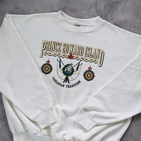 Vintage 90s Prince Edward Island Crewneck Tourist