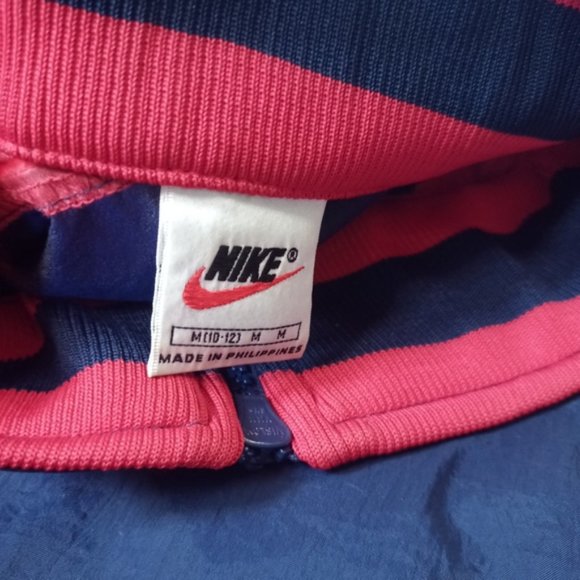 Vintage Junior Nike Essential Embroidered Two-Tone Sports Jacket, Large Swoosh