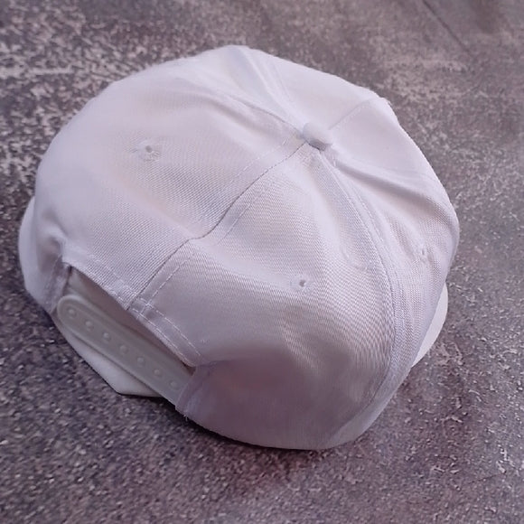 Vintage 90s The Sports Authority White Cap Snap Back