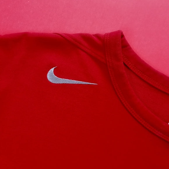 NIKE Fit Dry Essential T-Shirt
