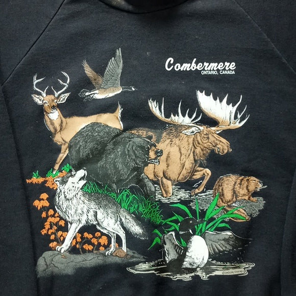 Vintage 90s Animal Combermere Ontario Turtle Crewneck Sweater