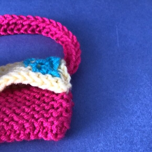NWOT Vintage Hand-Knitted Made-in-Canada Colourful Pink Mini-Purse Bag