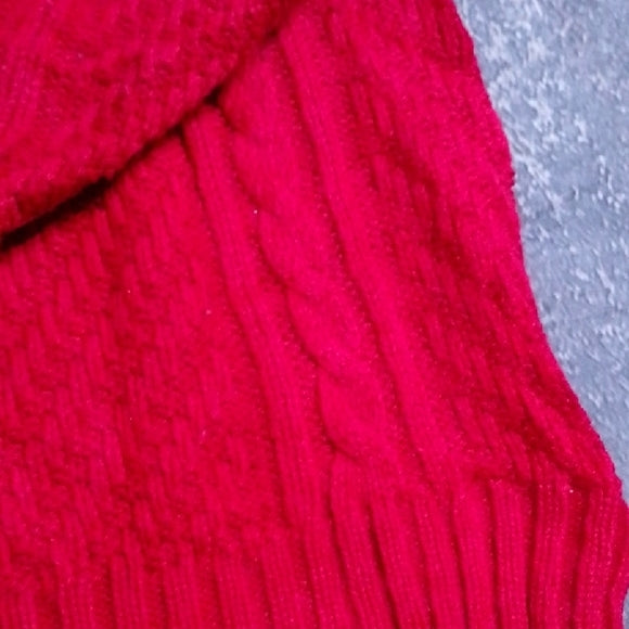 Vintage 90s RED CABLE KNIT SWEATER