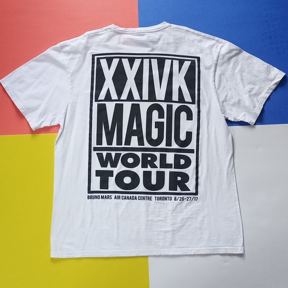 Bruno Mars XXIVK Magic World Tour Air Canada Centre Toronto 8/26-27/17 T-Shirt