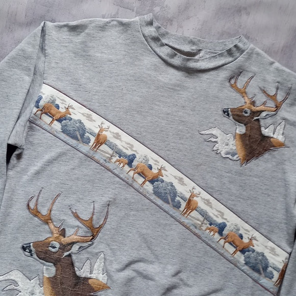 Vintage 90s Deer Family Patch Crewneck Sweater