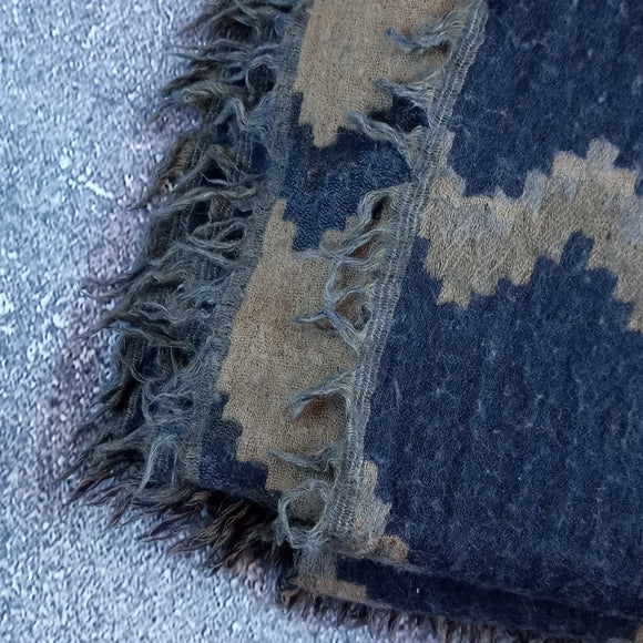 Aritzia Wilfred 100% wool Blanket Scarf STYLE# WSW4-91078-44