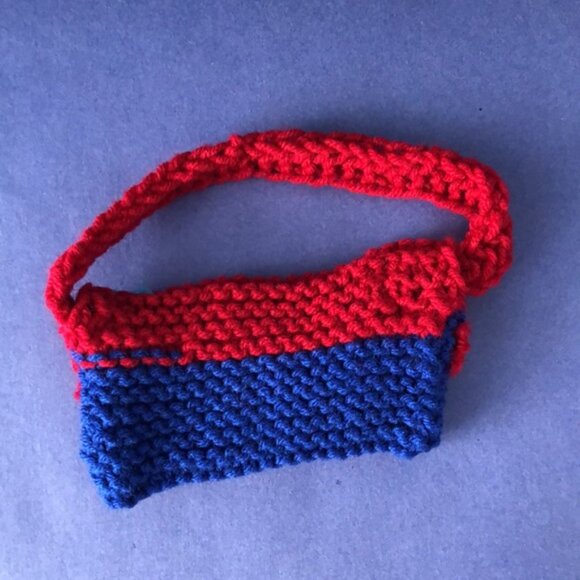 NWOT Vintage Hand-Knitted Made-in-Canada Colourful Red Mini-Purse Bag