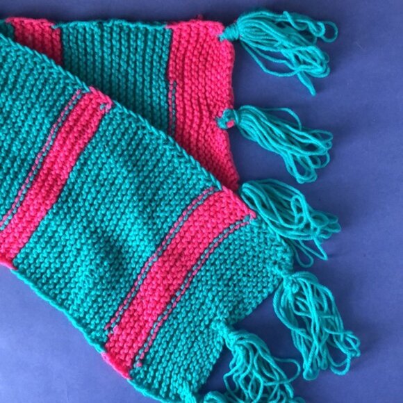 NWOT Vintage Hand-Knitted Made-in-Canada Colourful Teal & Pink Warm Scarf