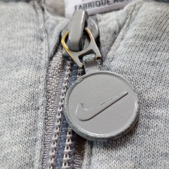 NIKE Essential Zip-Up Grey Hoodie