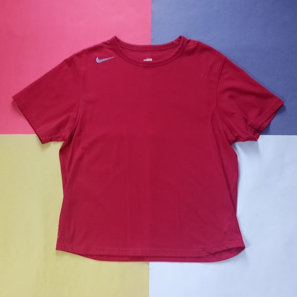NIKE Fit Dry Essential T-Shirt