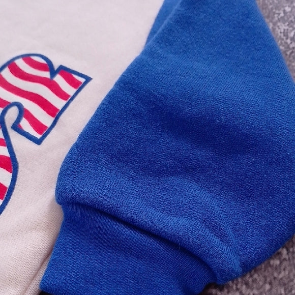 VINTAGE Blue and Cream Bears Sweatshirt