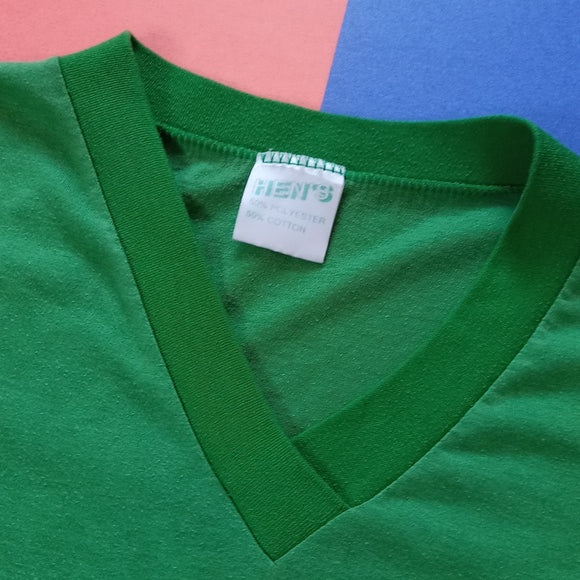 Vintage 1970s The Caribbean Islands V-Neck Graphic Single Stitch T-Shirt