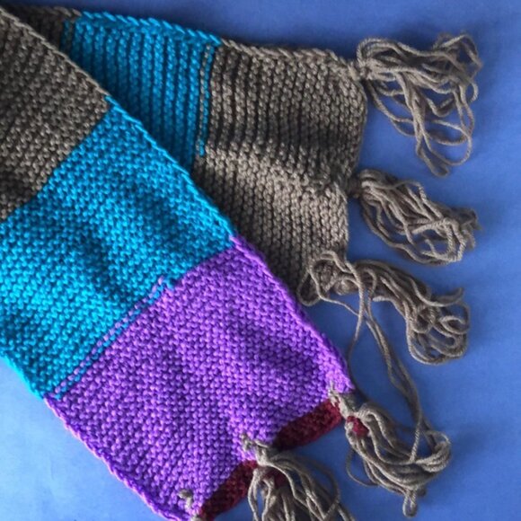 NWOT Vintage Hand-Knitted Made-in-Canada Colourful Grey Warm Scarf