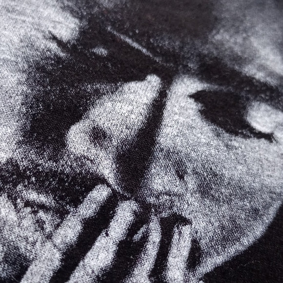 TUPAC Makaveli Praying Hands Graphic Crop Top Shirt