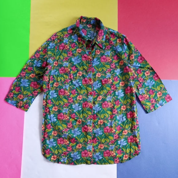 Vintage Womens Button-Up Light Summer Floral Shirt