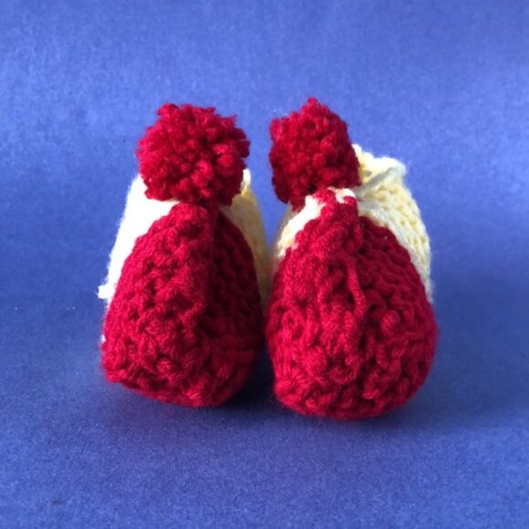 NWT Vintage Handmade Knitted Burgundy Yellow Children’s Slipper Booties