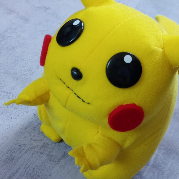 Vintage 1999 Pikachu Pokemon Plush Doll Nintendo