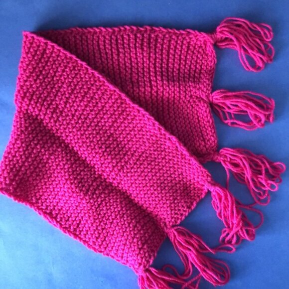 NWOT Vintage Hand-Knitted Made-in-Canada Colourful Pink Warm Scarf