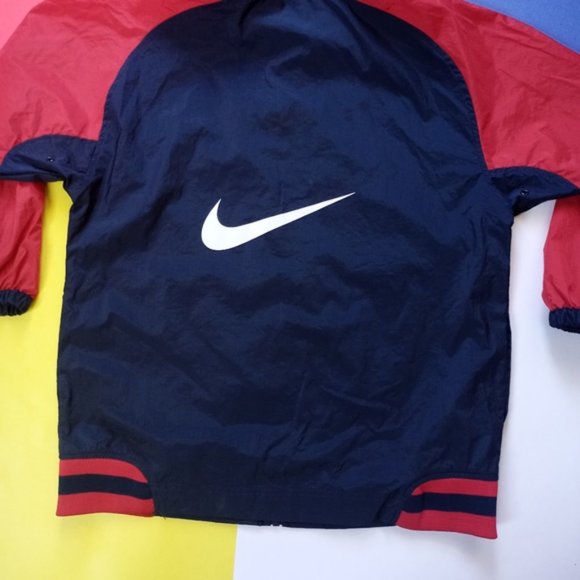 Vintage Junior Nike Essential Embroidered Two-Tone Sports Jacket, Large Swoosh