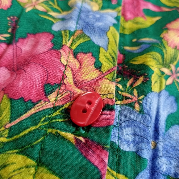 Vintage Womens Button-Up Light Summer Floral Shirt