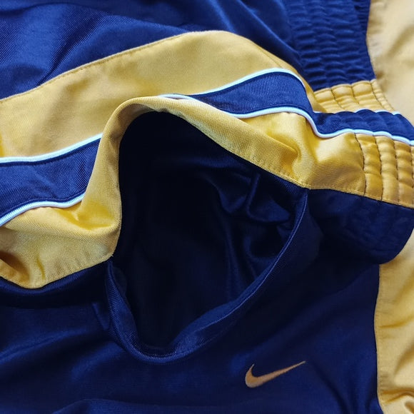 Vintage 2000s Nike Basketball Essential Short With Pockets