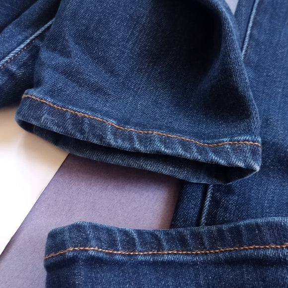Denim Forum The Nico Mid-Rise Skinny Crop Denim Jeans UHS10-6113A-38