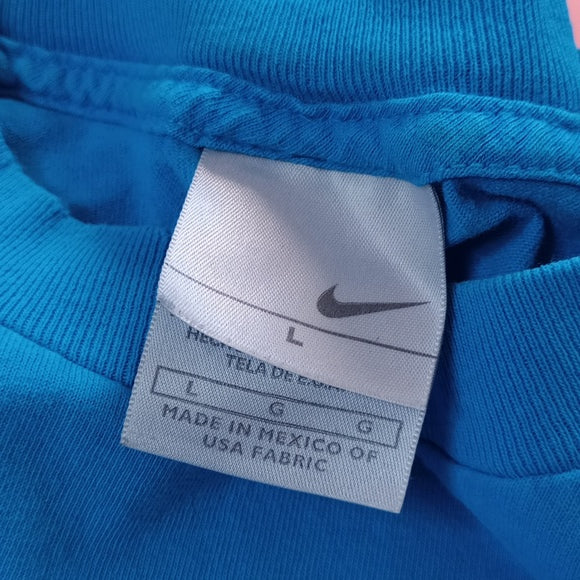 Vintage 2000s Nike Just Do It Graphic T-Shirt