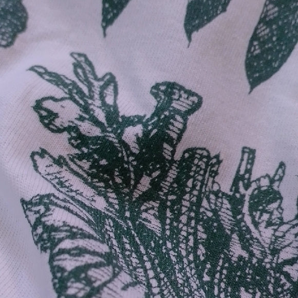 Vintage 90s AOP White and Green Vegetable Print T-Shirt