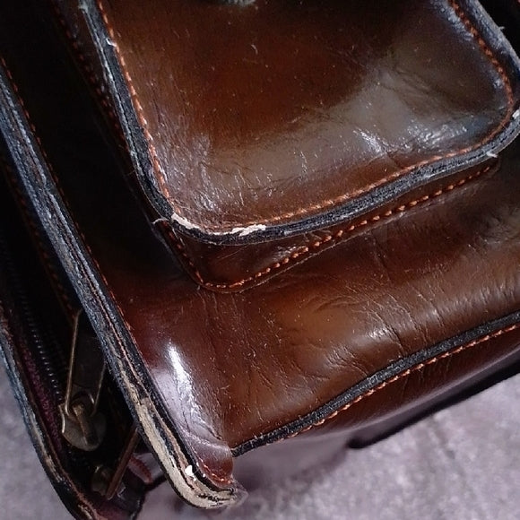 VINTAGE Classic Brown Leather Briefcase