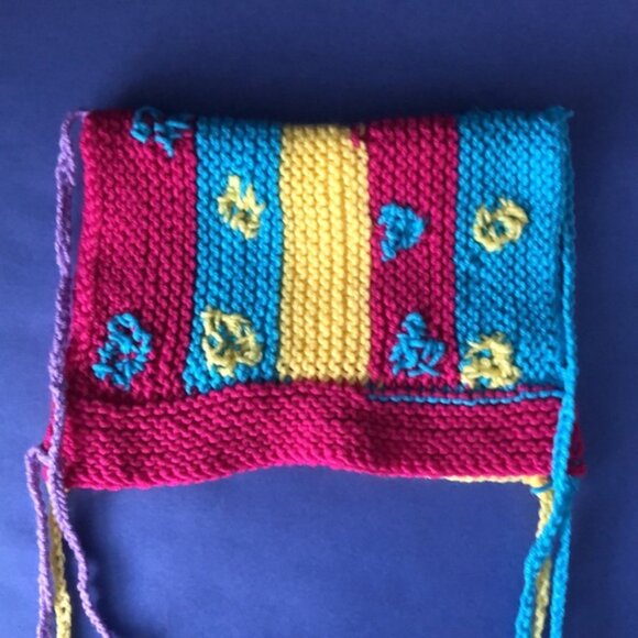 NWOT Vintage Hand-Knitted Made-in-Canada Colourful Baby Welcoming Mini Blanket