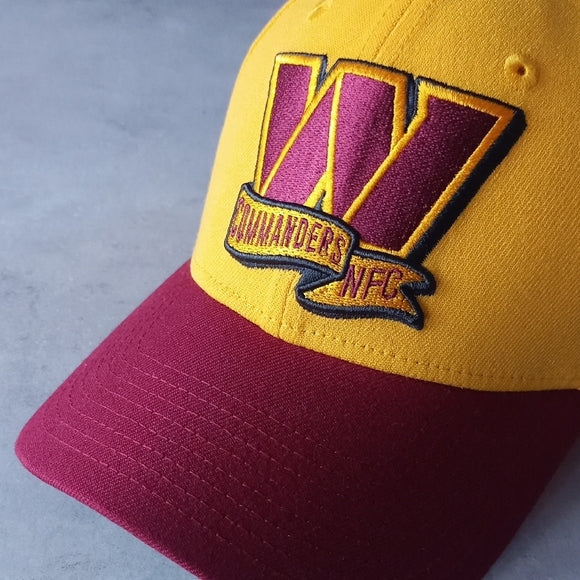 NWOT Washington Commanders New Era SEC 2022 Sideline 39THIRTY Flex Hat - Gold