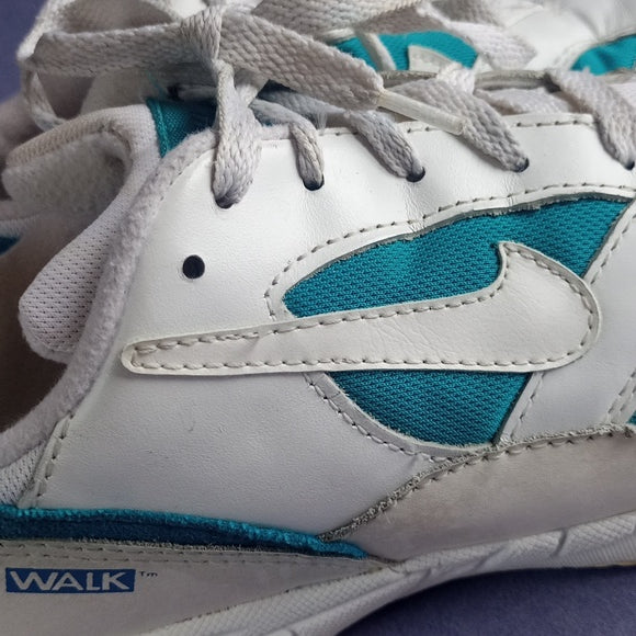 Vintage Nike Run/Walk Athletic Shoe Women's